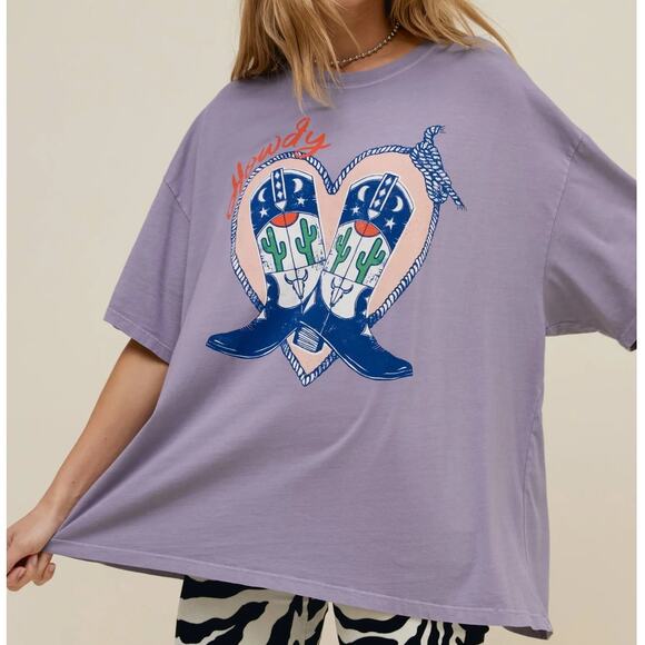 DAYDREAMER Howdy Boots Tee In Hazy Violet Graphic Tee One SIze NWT - Picture 1 of 3